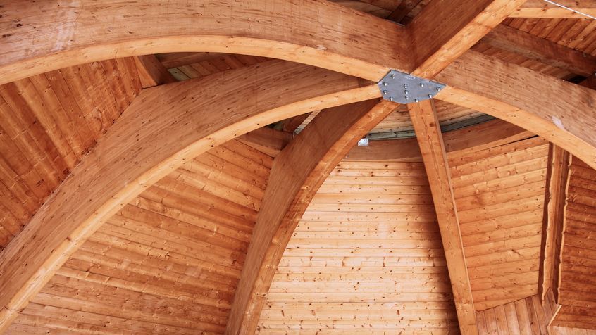 Tetto in legno lamellare Tetto in legno lamellare