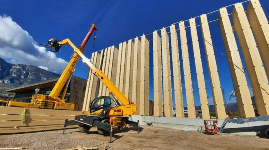 scaffalatura in legno