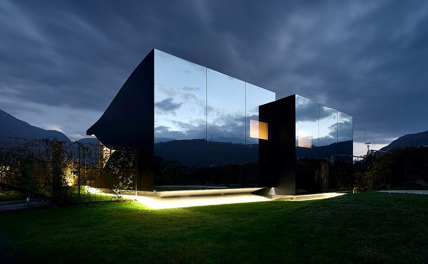 Südtirol Haus case prefabbricate moderne mirror