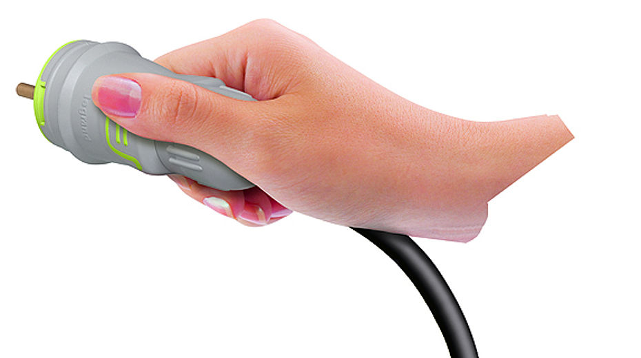 Kit Ricarica Veicoli Elettrici BTICINO GREEN UP - Presa Shuko 230V 3.7kW Con Supporto Cavo