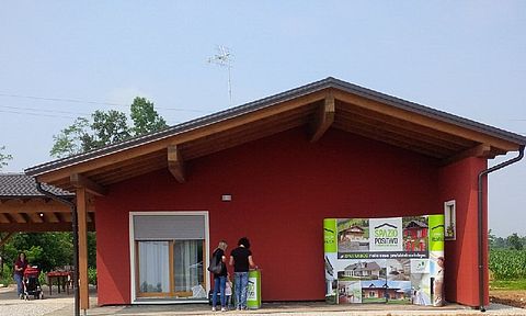 Come scegliere una casa in legno? Con la visita in cantiere