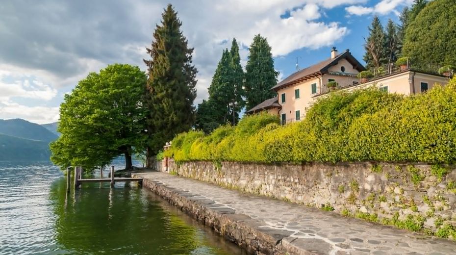 Il mercato immobiliare nelle zone lacustri evidenzia prezzi in crescita nelle principali località italiane. Dove costa di più comprare casa? E dove di meno? lignius, case in legno, case prefabbricate in legno, mercato immobiliare, casa al lago