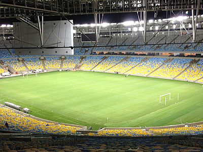 1000 porte in acciaio Hörmann allo stadio Maracanã.
